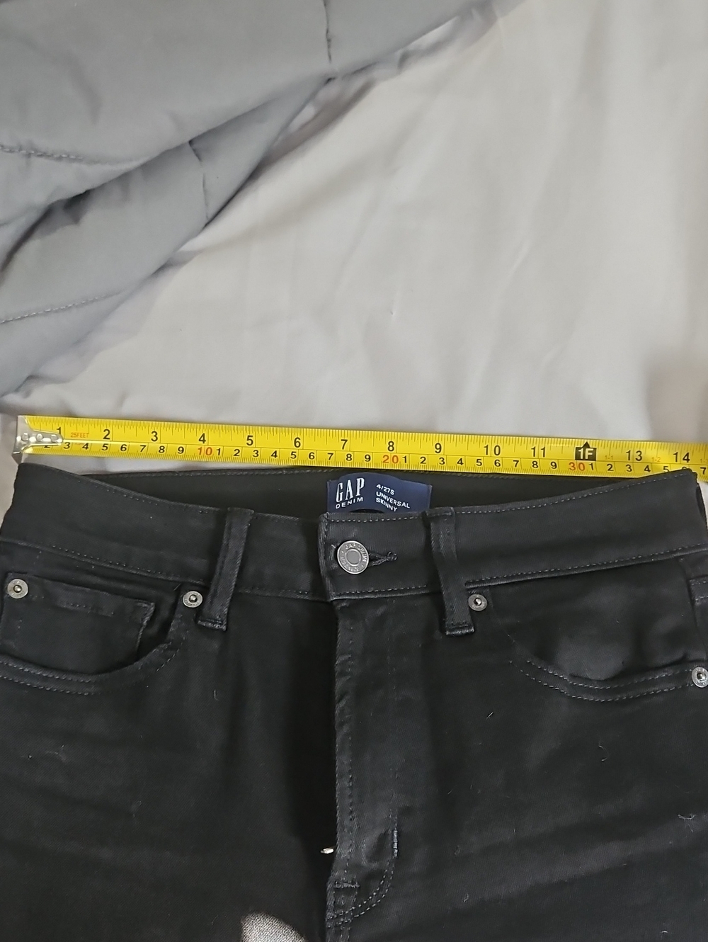 GAP Black Skinny Jeans